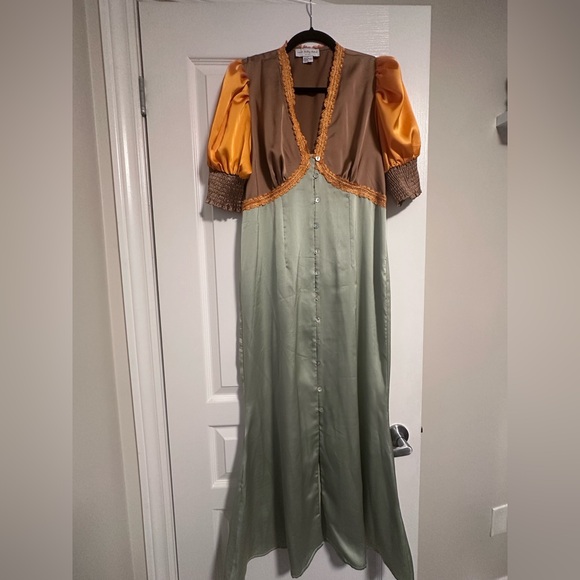 Never Fully Dressed Dresses & Skirts - Never Fully Dressed Green and Gold Satin Maxi Dress